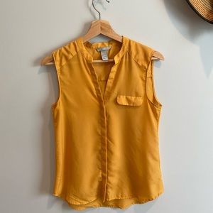 H&M Women's Mustard Yellow Blouse (Size 6)